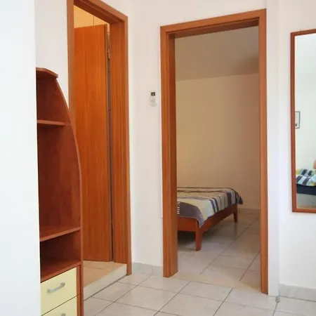 Pasadur 8386b Λάστοβο