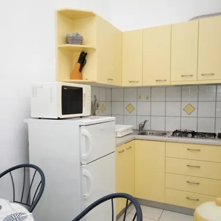 Pasadur 8386b * Λάστοβο